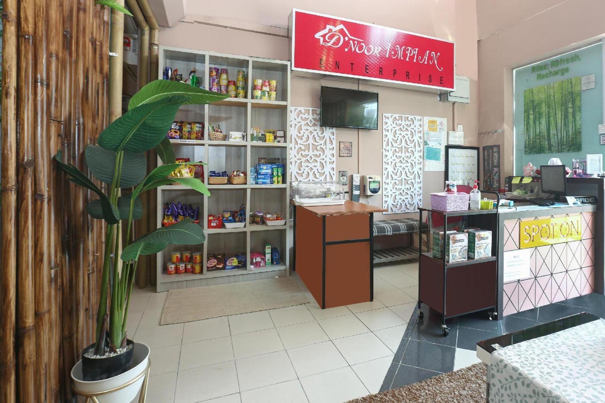 Spot On 89796 D'Noor Budget Inn Kota Bharu Esterno foto